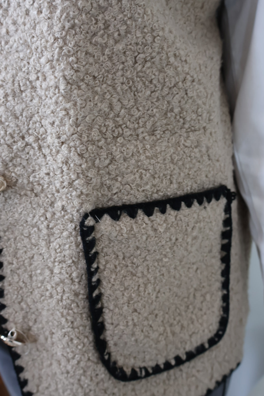 MARIA TAUPE VEST