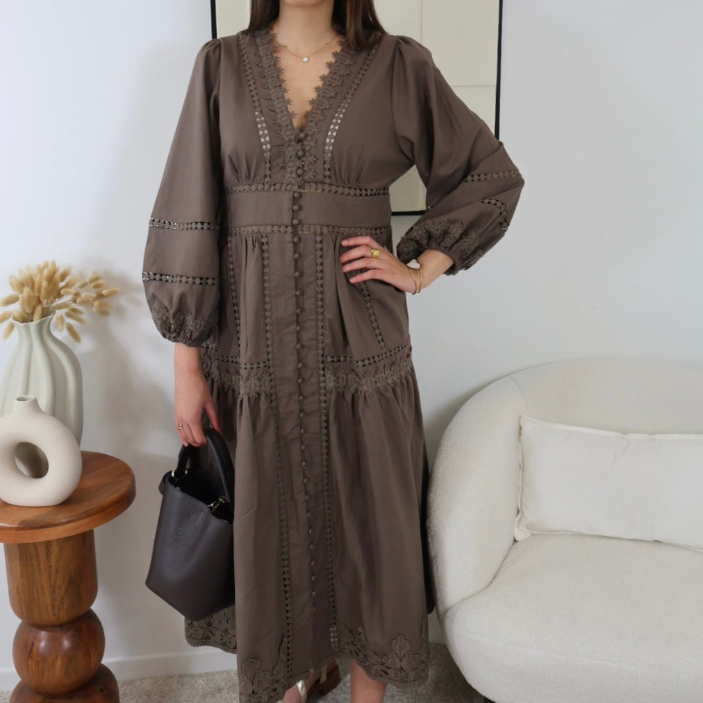 ROBE NINA MARRON