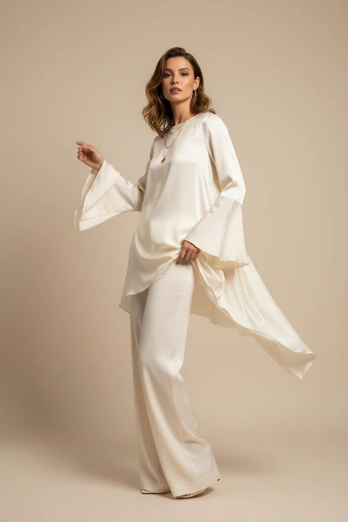 En finir avec la robe qui colle aux jambes