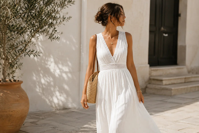 Robe blanche en été : quand la porter, quand l'éviter