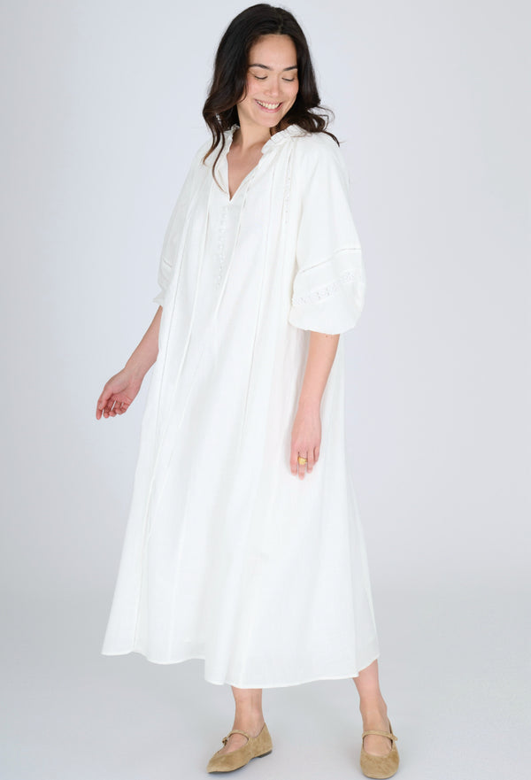 Robes blanches : courte, longue, simple ou habillée
