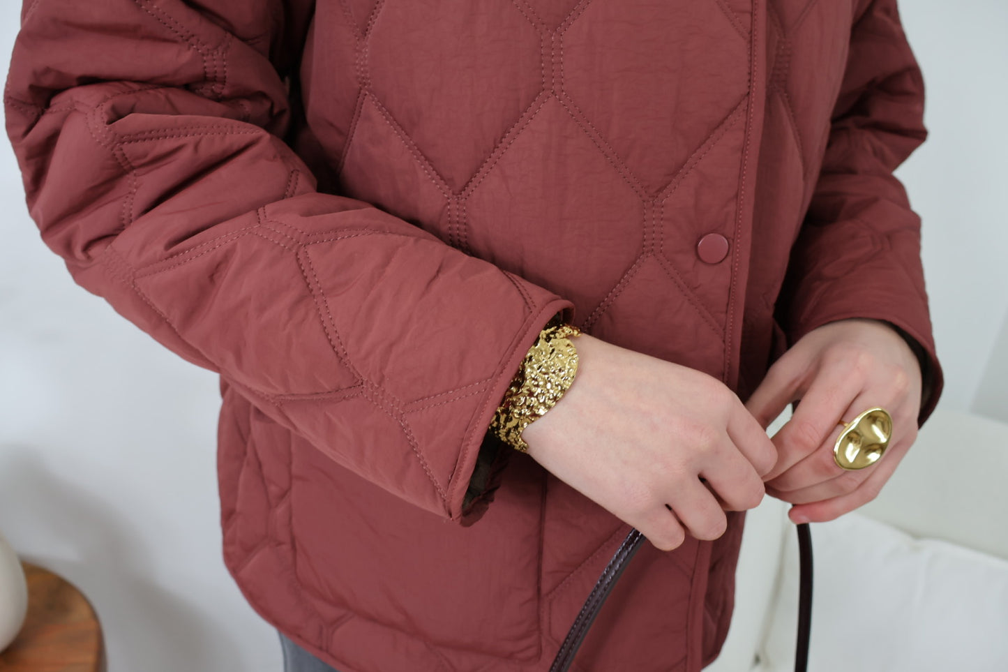 ISABELLA BURGUNDERSTEPPJACKE