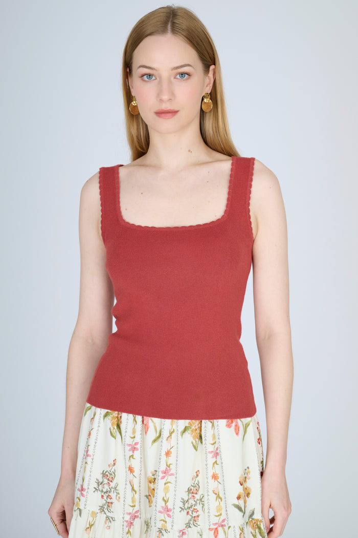 Top Zoe Rouge Noza and Co