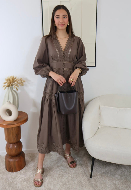ROBE NINA MARRON