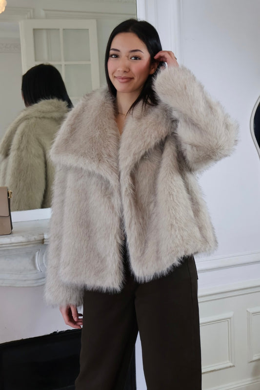 PREMIUM TAUPE-KUNSTPELZMANTEL