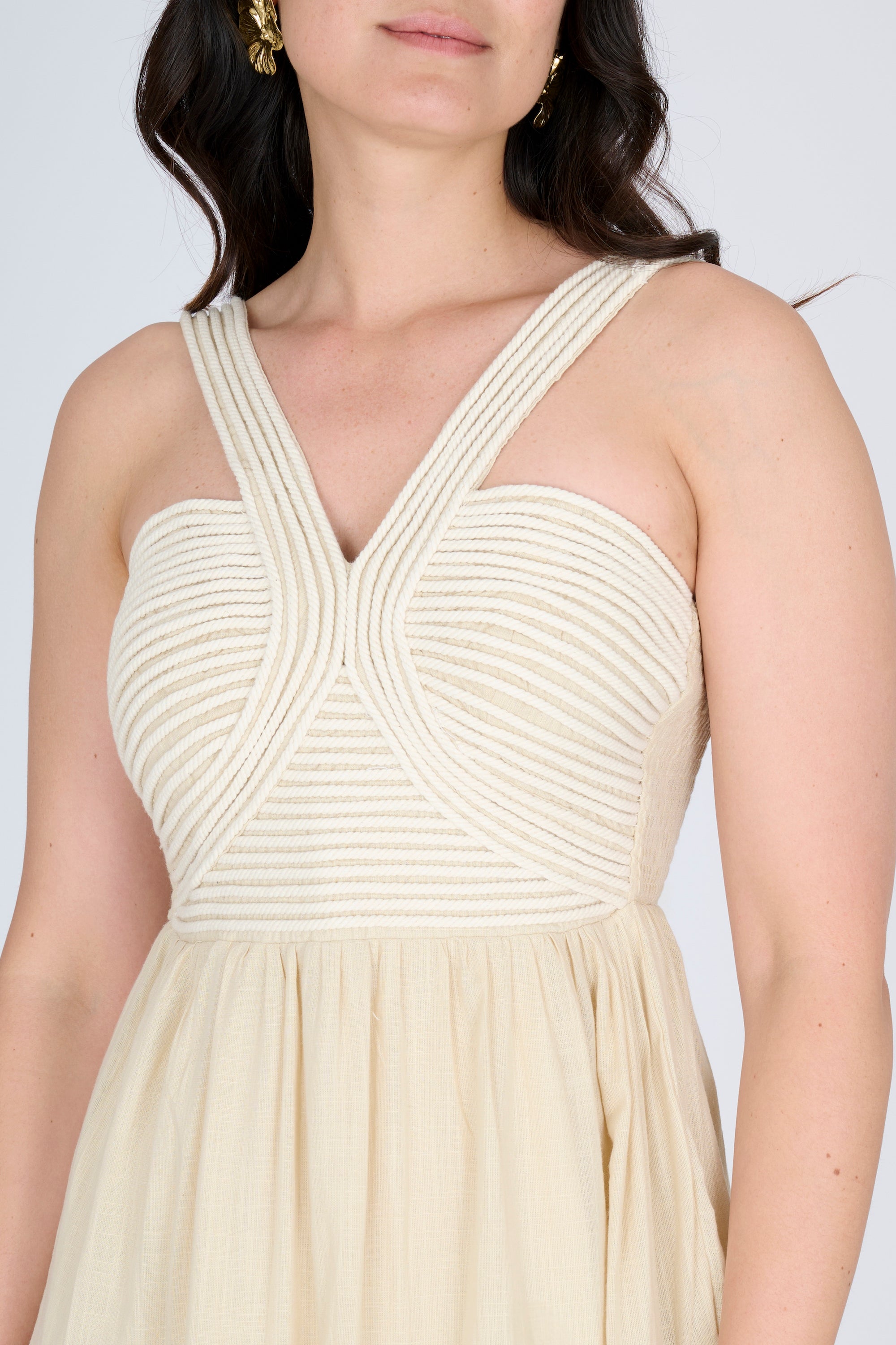 VESTIDO CLARA NUDE