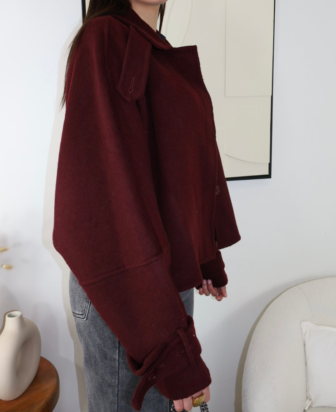 KURZER JADE-MANTEL AUS REINER WOLLE