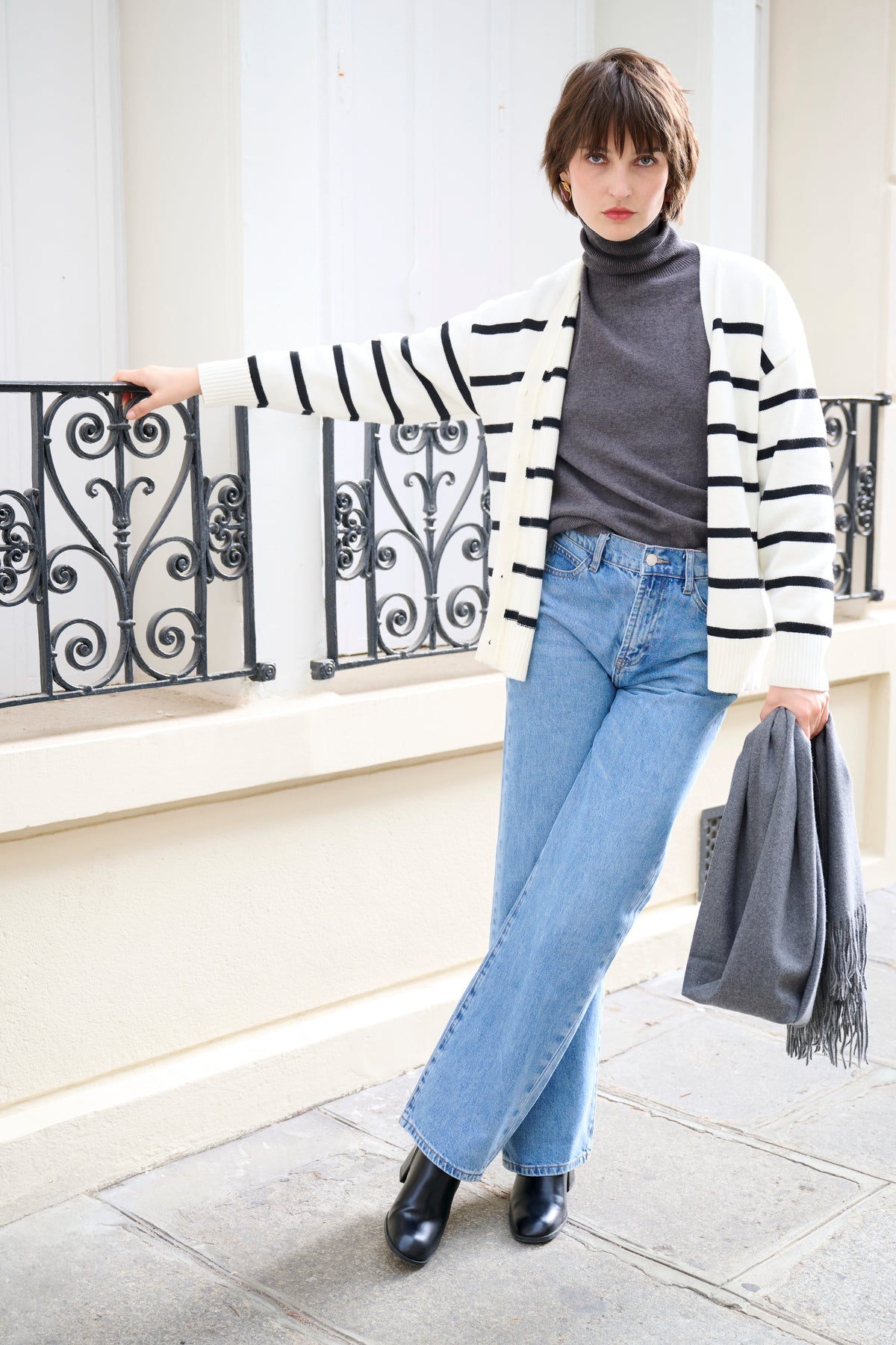 Cardigan rayé blanc et noir